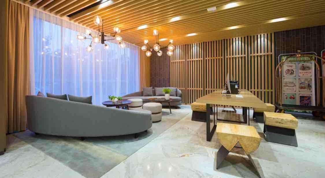 Atour Hotel Zhangjiakou Exteriör bild